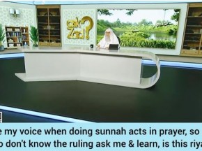 Do things so that people learn from you, riya? Raise voice in sunnah acts in prayer