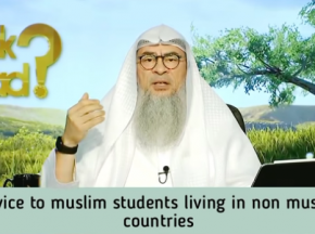 Advice to muslim students (& their parents) living in non muslim countries