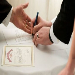 Marriage with Islamic and Civil Contracts