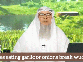 Does eating raw garlic or onions break wudu?